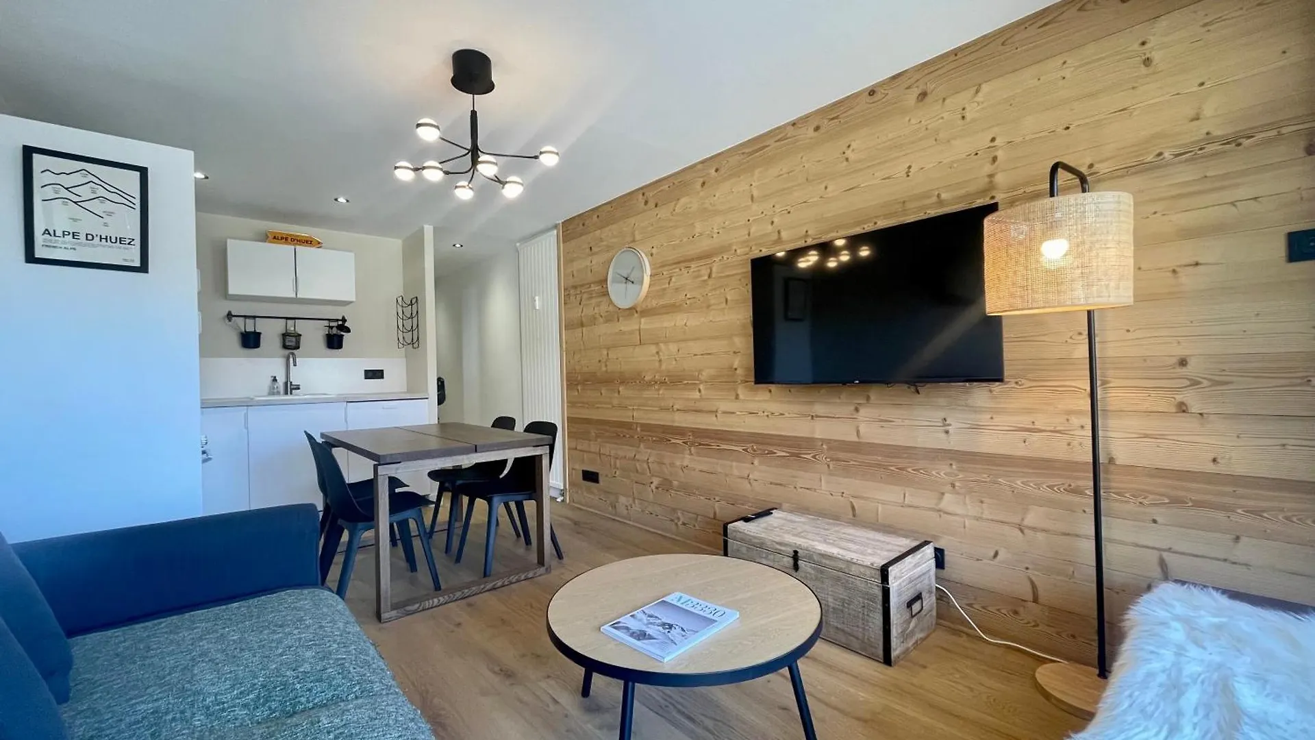 Homency - Residence Helios A1 ألب دويز